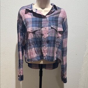 American Eagle Outfitters Pink and Blue Plaid Crop Top